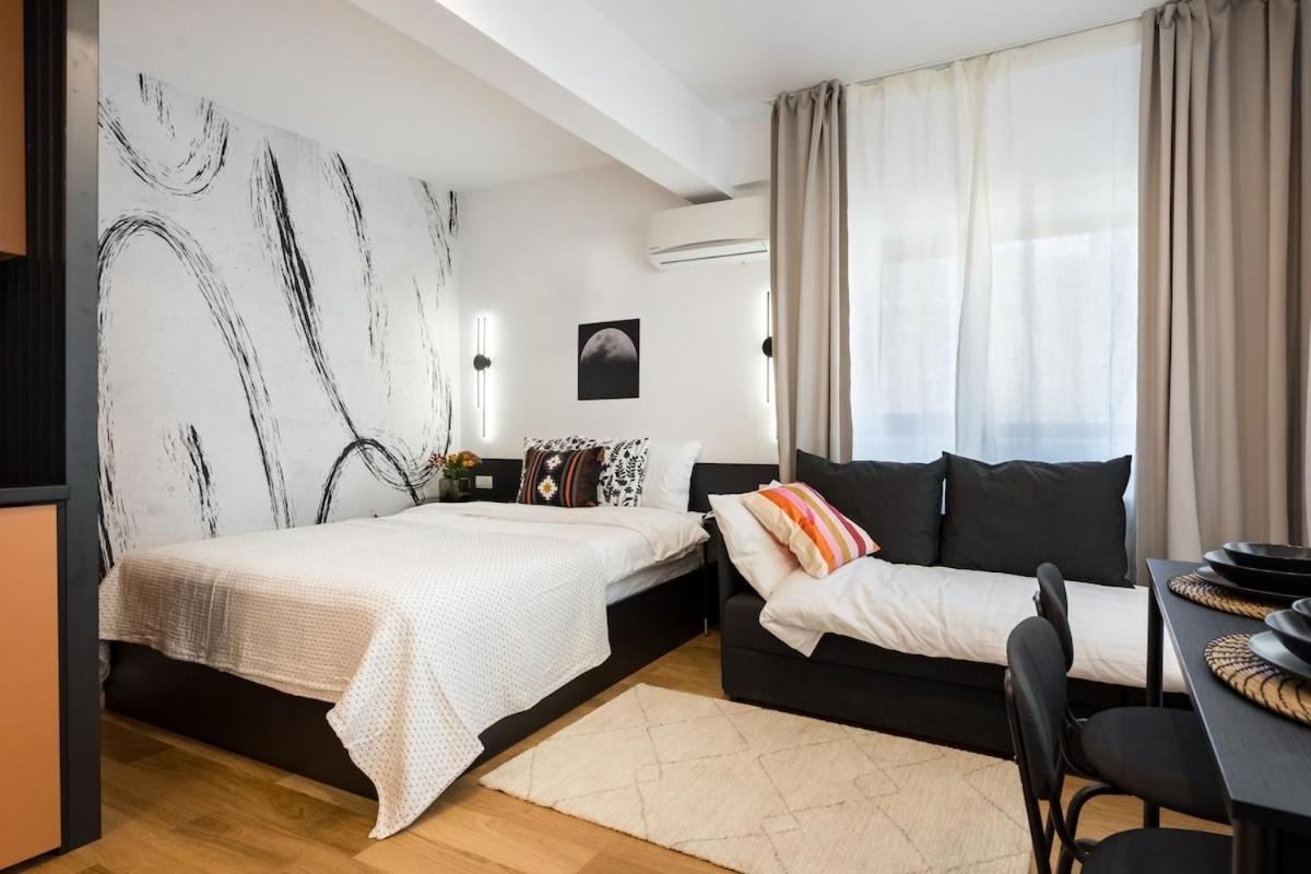 Apartament Sunny - Charming Balcony - Romana Square Bucureşti