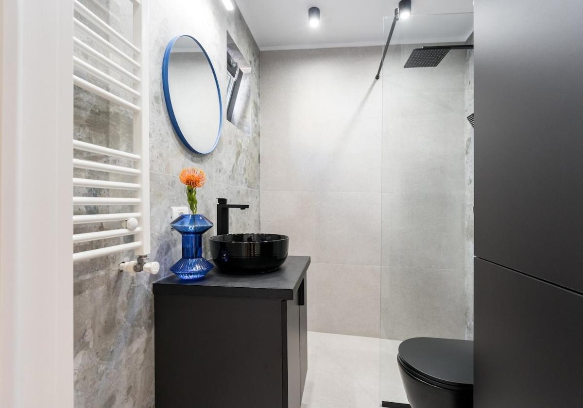Sunny - Charming Balcony - Romana Square * Bucureşti
