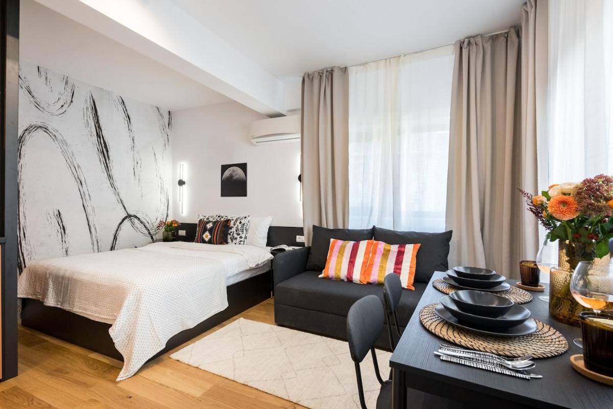 Apartament Sunny - Charming Balcony - Romana Square *